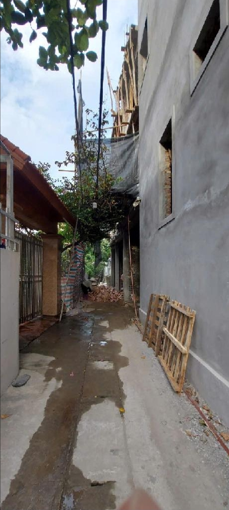 Cần bán nhà xây mới 6 tầng thang máy tại Tây Tựu giá 8,5 tỷ.